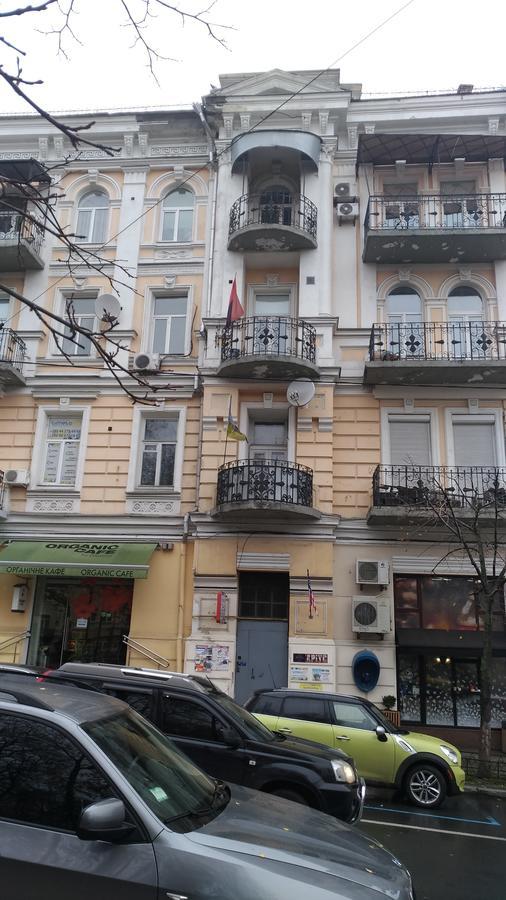 Apartments Near The Golden Gate Kijów Zewnętrze zdjęcie
